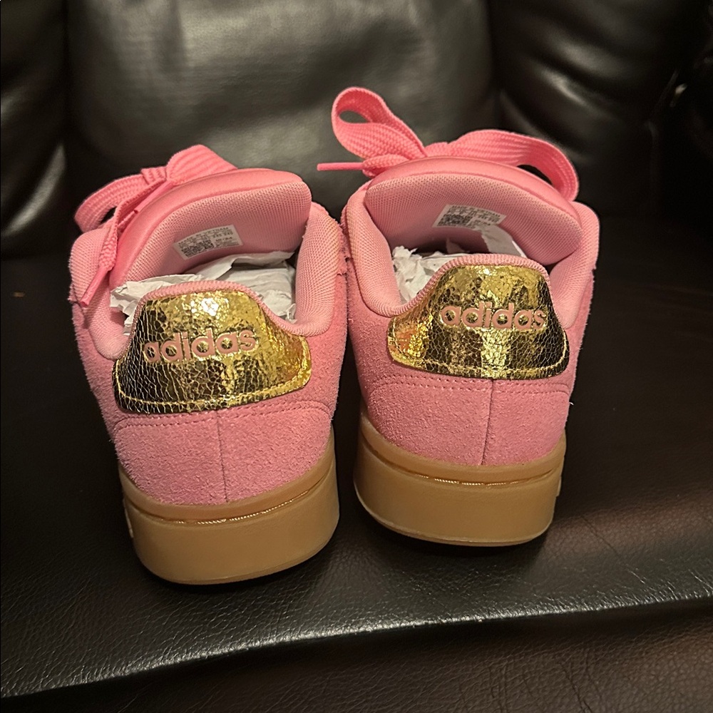 Adidas Pink Sneakers Black Stripes and Gold Accents W- Size 71/2 - Picture 3 of 5